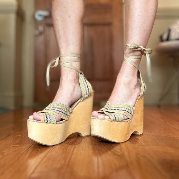 Jeffrey Campbell Platform Wedge Sandals - Picture 13 of 16